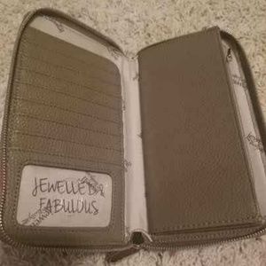 All about the Benjamins wallet